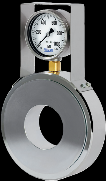 WIKA-ST F6137 geotechnical hydraulic ring force transducer on black
