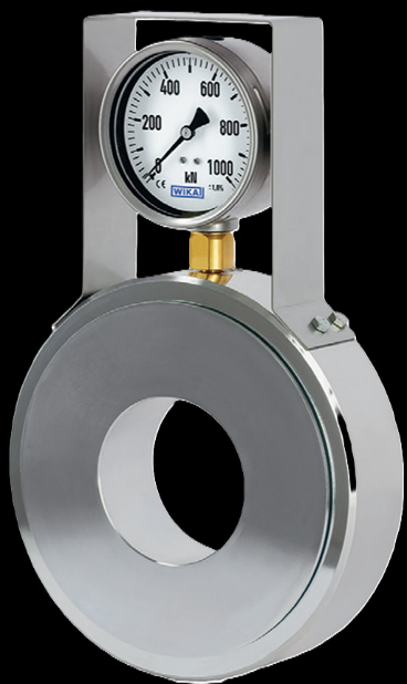 WIKA-ST F6160 geotechnical hydraulic ring force transducer on black